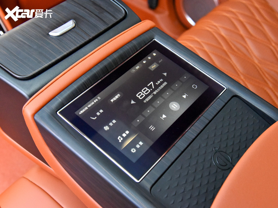 2022̹500 3.0T ߶˶ư 5