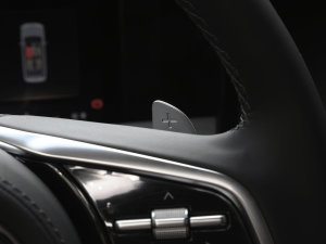 20223.0T \Ӱ Ƿ 5 п؅^