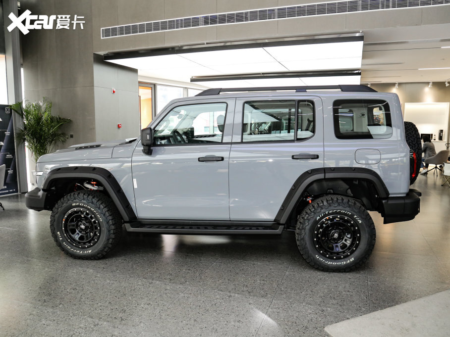 2022̹300 2.0T ̹΂b