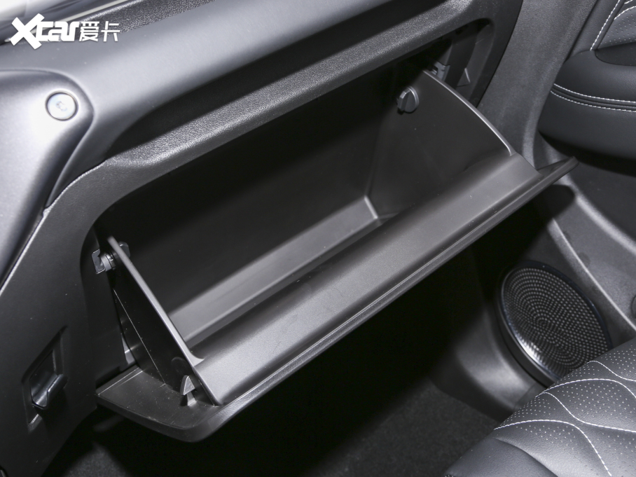 2023̹300 ԽҰ 2.0T (zhn)