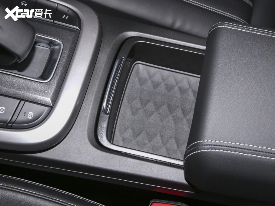 2023̹300 ԽҰ 2.0T (zhn)