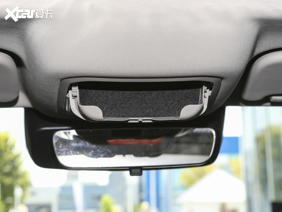 2023̹300 ԽҰ 2.0T (zhn)