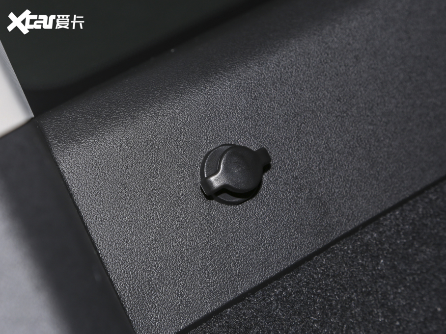 2023̹300 ԽҰ 2.0T (zhn)