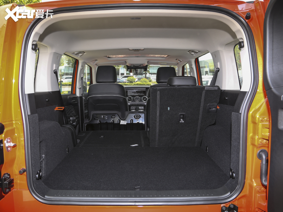 2023̹300 ԽҰ 2.0T (zhn)