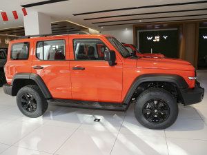 2023ԽҰ 2.0T  (c)ң