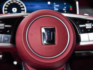 2024Hi4-T װl(f)޶ п؅^(q)