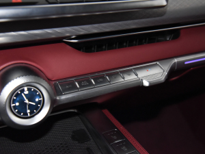 2024Hi4-T װl(f)޶ п؅^(q)