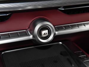 2024Hi4-T O п؅^(q)