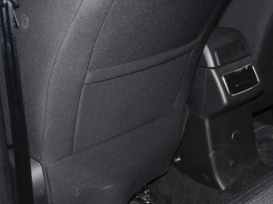 2022款1.5L 手动舒适型 7座 空间座椅