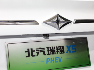 2022款两驱旗舰型 7座版 110KM 细节外观