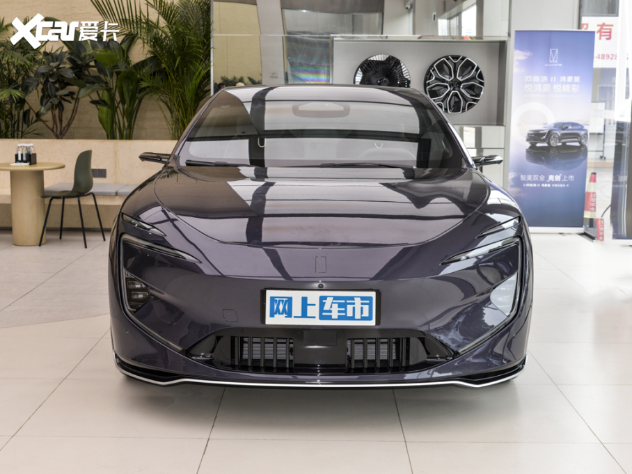 2023��S��12 700 ���������