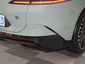 2023700 (q) (x)(ji)^