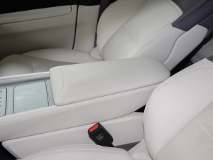 2024700 (q) п؅^(q)