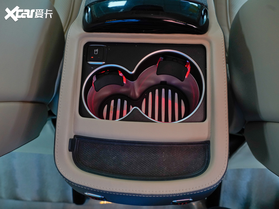 2021��˵ٰͺ� 2.0T �˵ٰͺ�M3 �p�T��