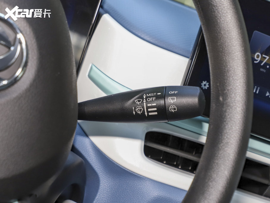 2022{BOX ׷L 331KM MA