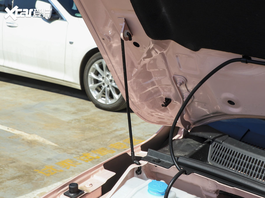 2022{BOX ׷L 331KM MA