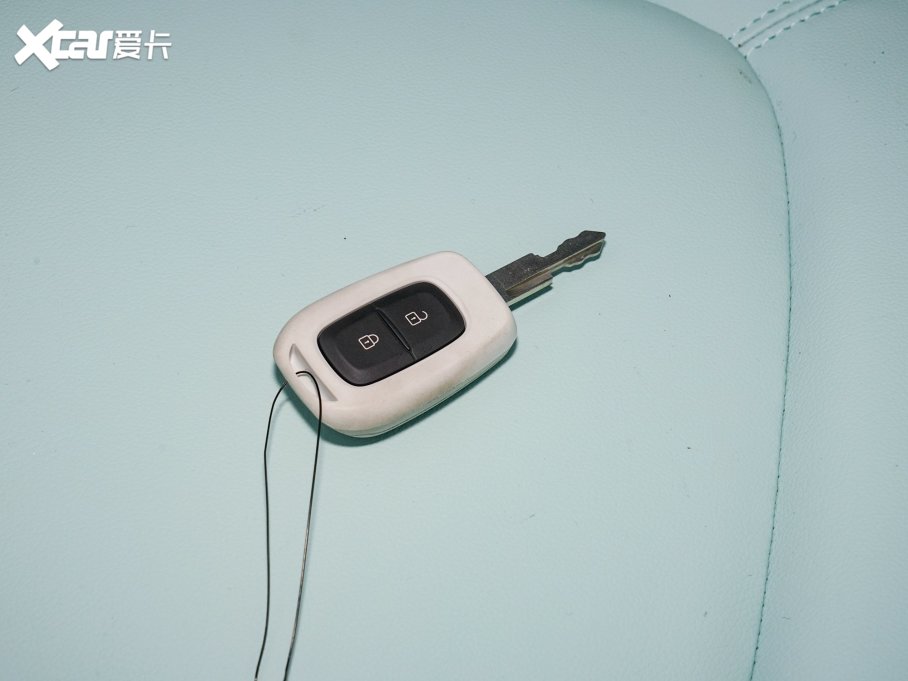 2022{BOX ׷L 351KM MA