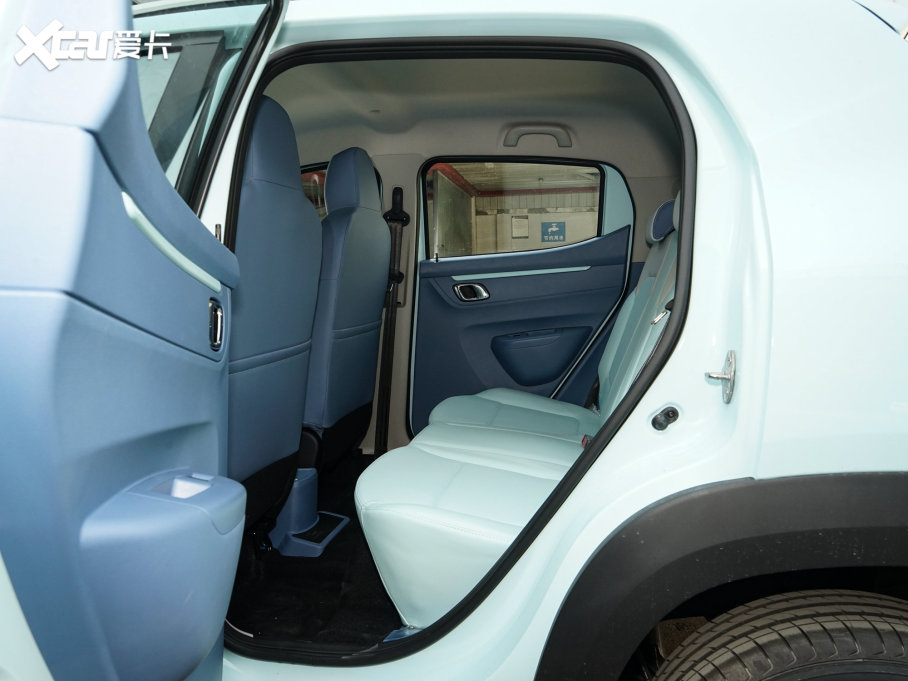 2022{BOX pL 201KM MA