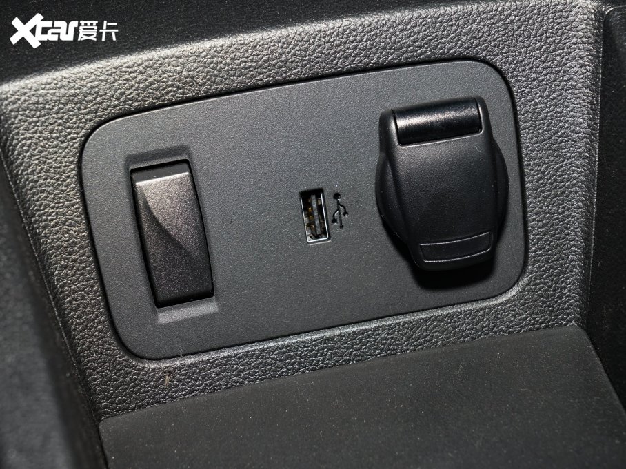 2022{BOX pL(fng) 201KM W