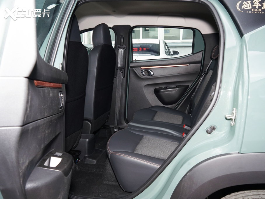 2022{BOX ܊ pL 201KM ˜