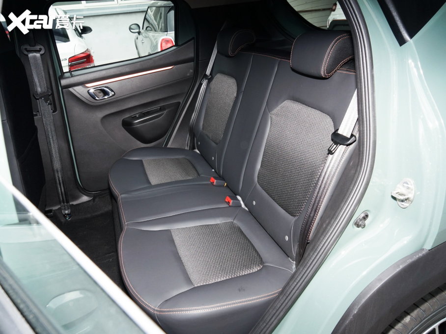 2022{BOX ܊ pL 201KM ˜