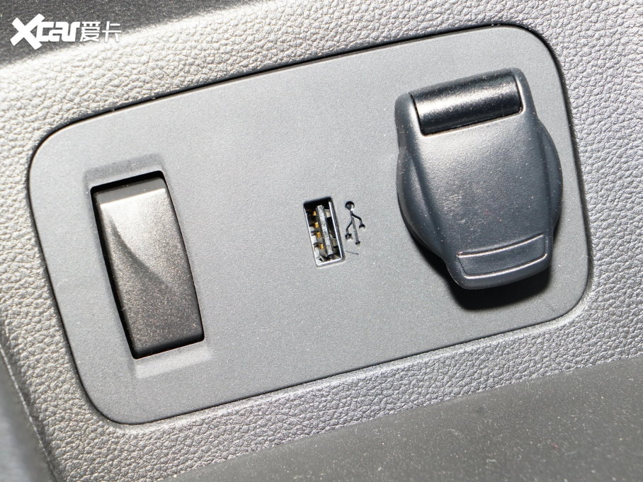 2022{BOX ܊ pL 201KM ˜