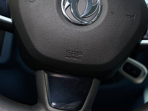 2022款轻风版 201KM 进阶型 中控区
