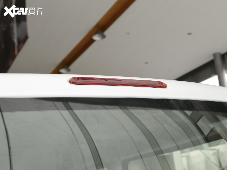 2022L(fng)M3 PLUS ˼Ҹ߹ʰ 1.5T m