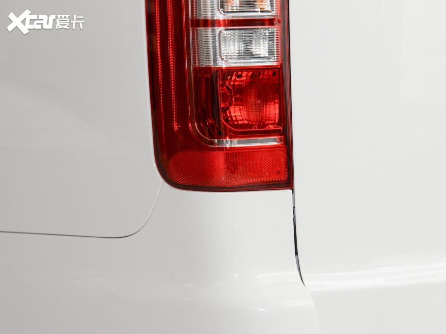 2022L(fng)M3 PLUS ˼Ҹ߹ʰ 1.5T m