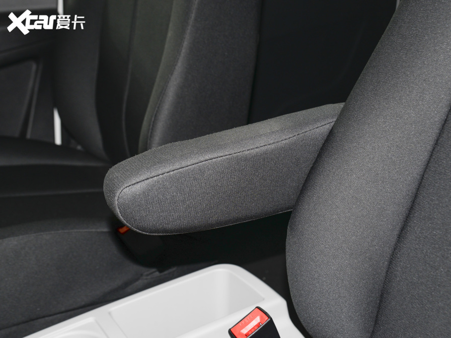 2022L(fng)M3 PLUS ˼Ҹ߹ʰ 1.5T m