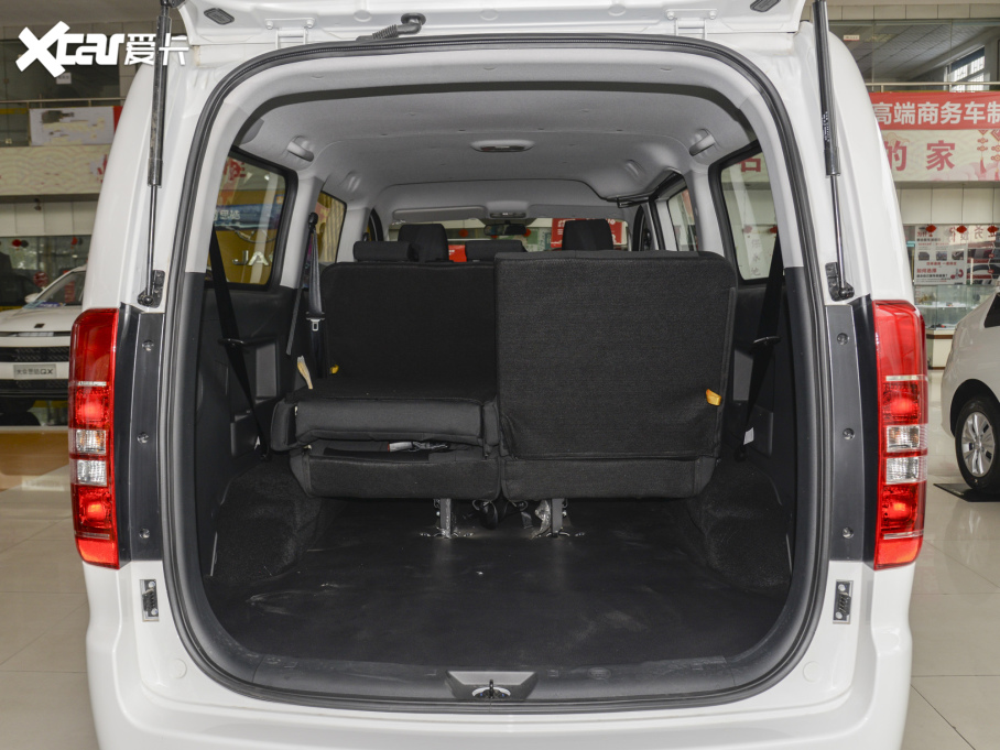 2022L(fng)M3 PLUS ˼Ҹ߹ʰ 1.5T m