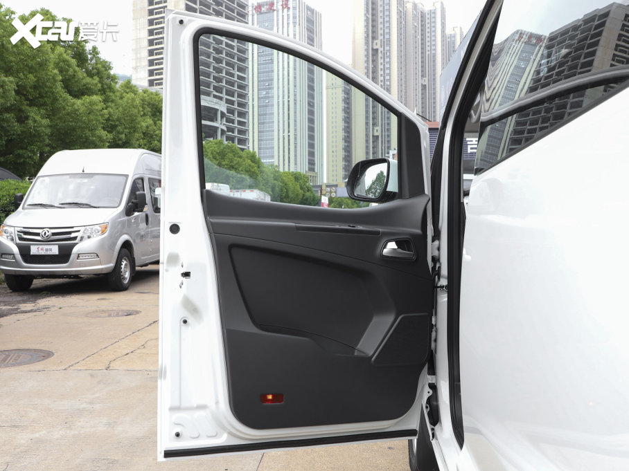 2023L(fng)M3 PLUS 1.5T 9(lin)