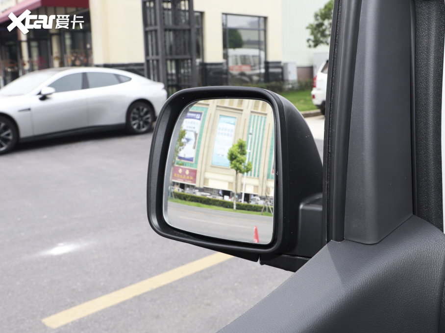 2023LM3 PLUS 1.5T 5/7