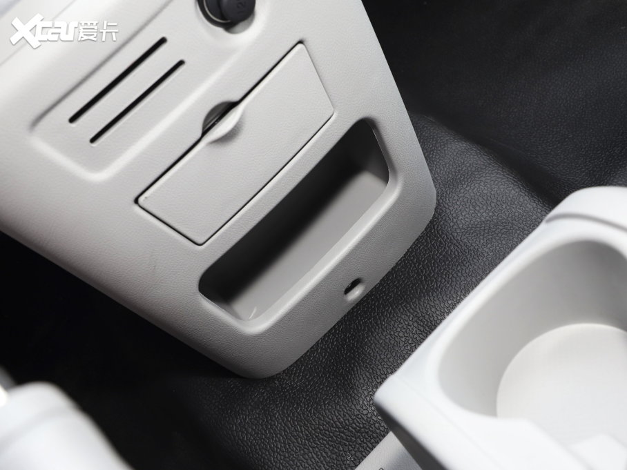 2023LM3 PLUS 1.5T 5/7