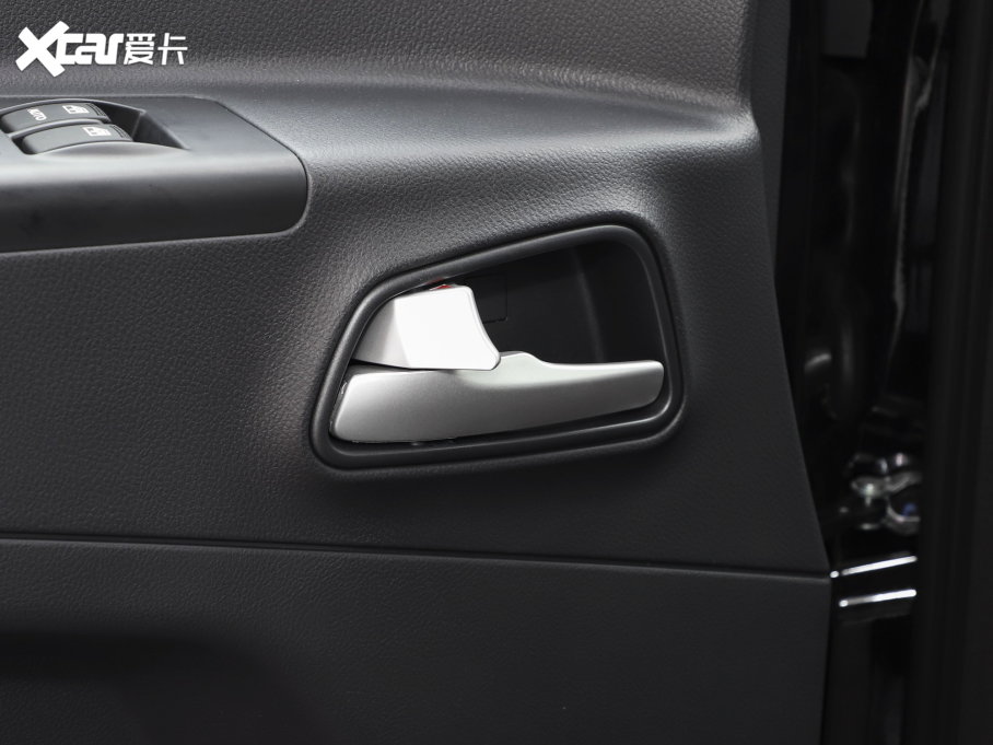 2023LM3 PLUS 1.5T 5/7