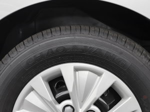 2023款PLUS 1.5T 7座智联版 轮胎品牌