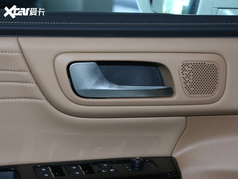 2024LRF8 PHEV  1.5T 150KM F