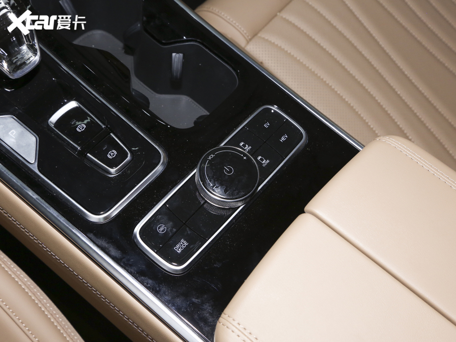 2024LRF8 PHEV  1.5T 150KM F