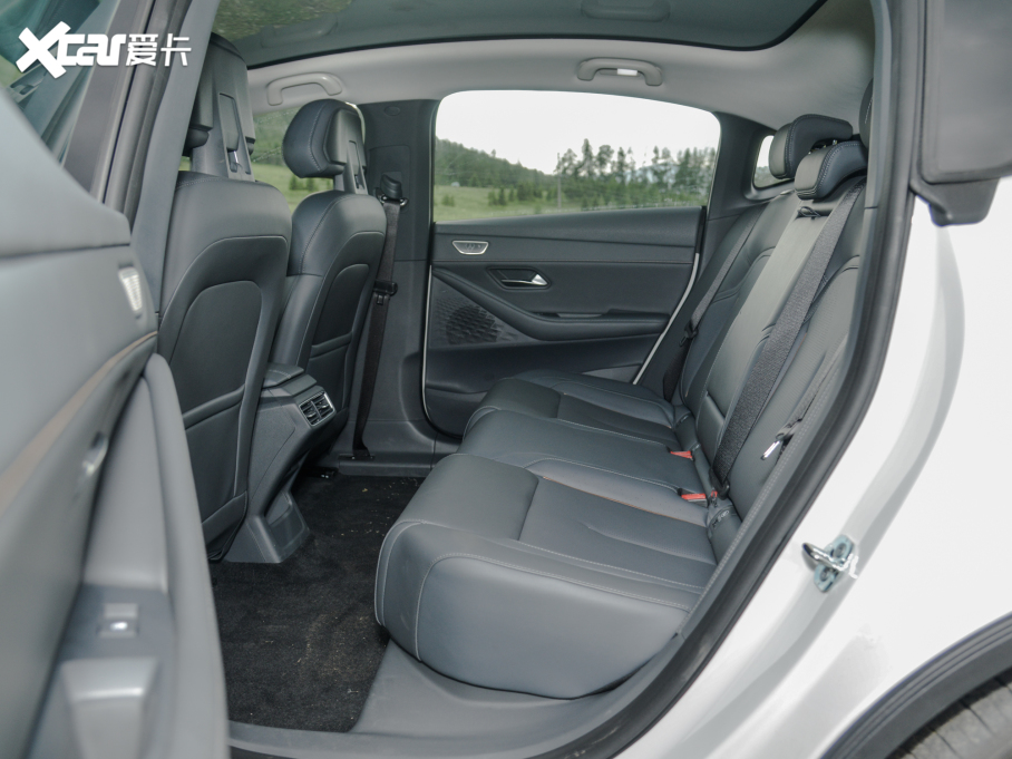 2022{SL03 1.5L 1200̰