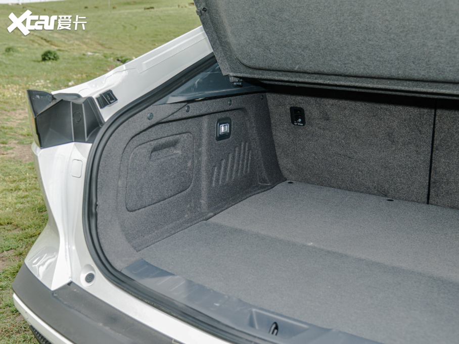 2022{SL03 1.5L 1200̰