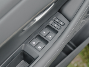 20221.5L 1200̰ {܇ƅ^	