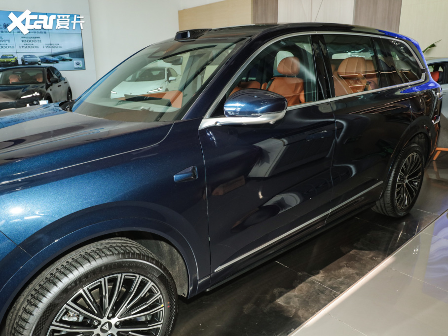 2025�����{S09 ���Ultra+