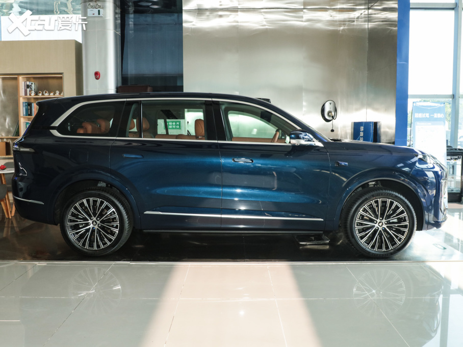 2025�����{S09 ���Ultra+