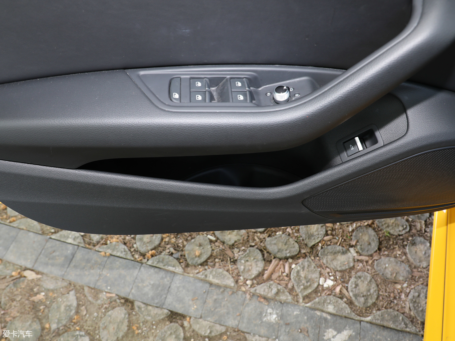 2018��W��A4L 30����� 40 TFSI �\����