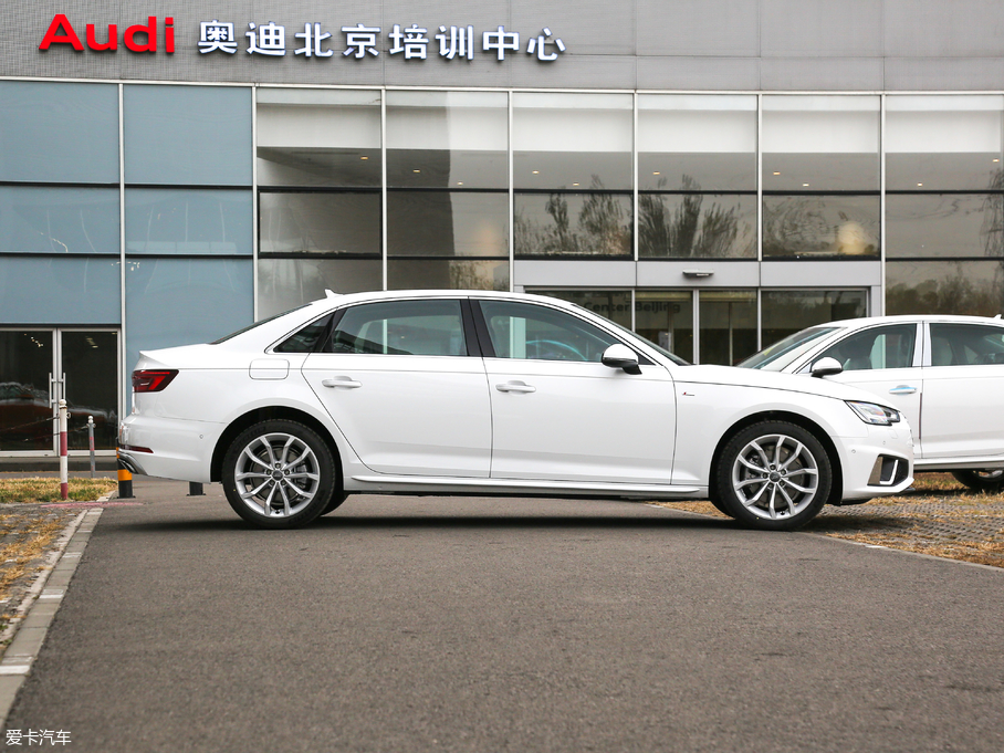 2019?yun)WA4L 40 TFSI r(sh) V