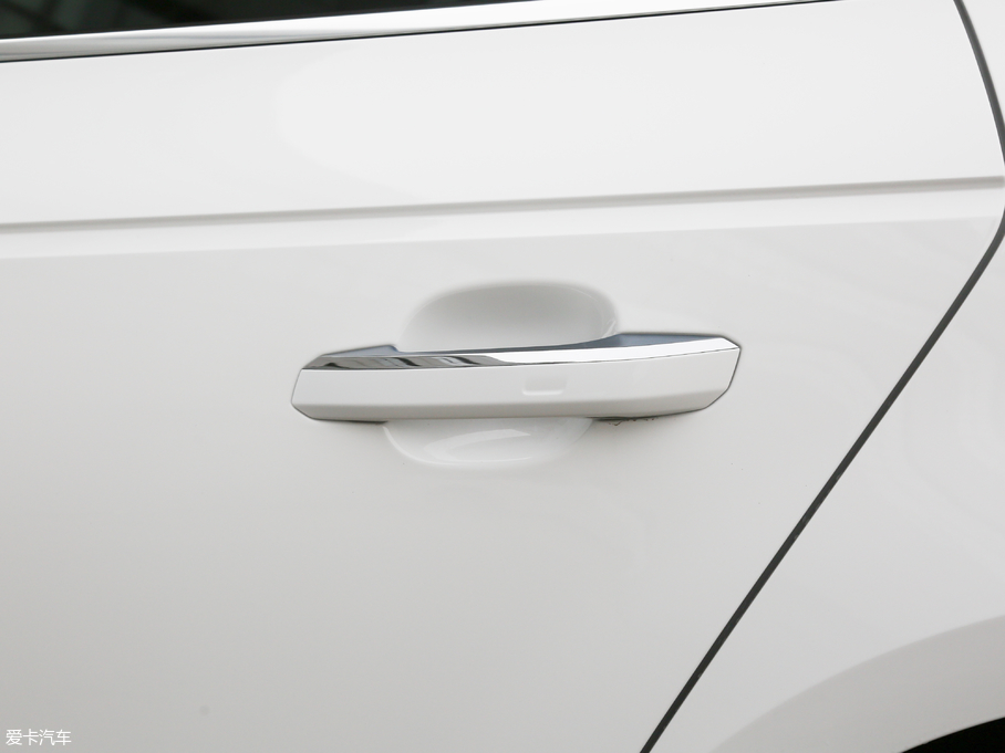 2019WA4L 40 TFSI r V