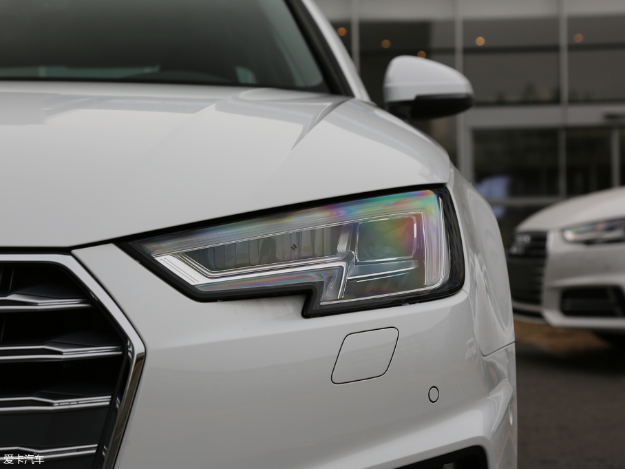 2019WA4L 40 TFSI r V