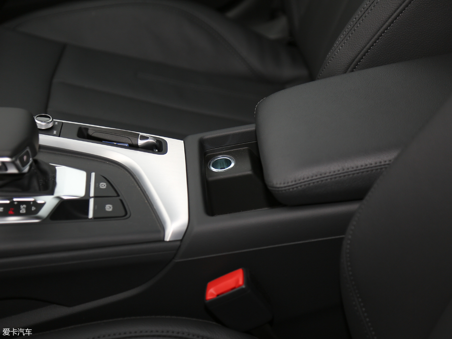 2019WA4L 40 TFSI r V