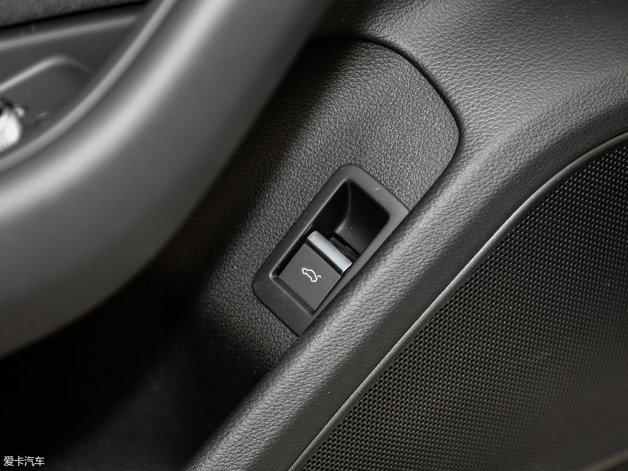 2019WA4L 35 TFSI Mȡ V