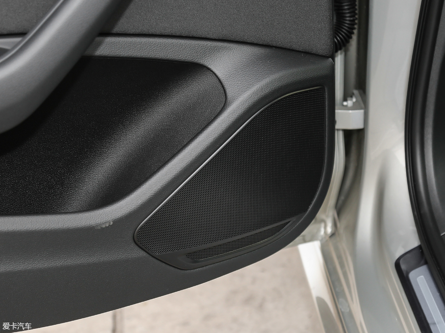 2019WA4L 35 TFSI Mȡ V